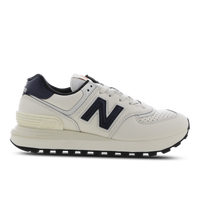 Lady foot locker hot sale new balance