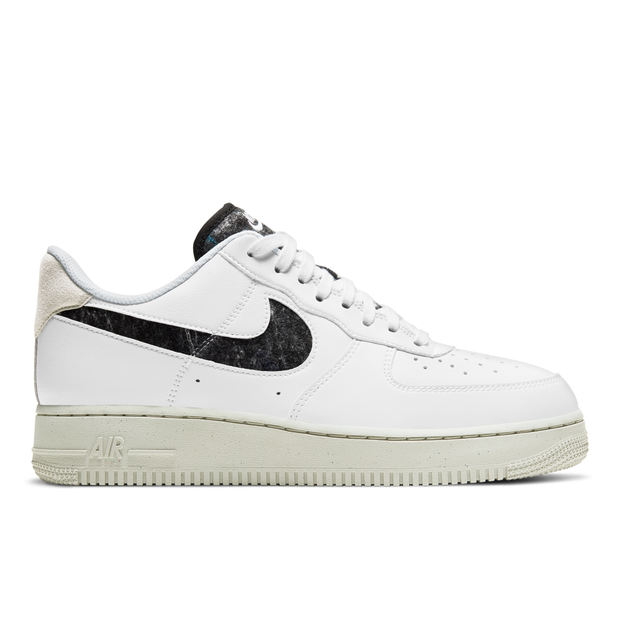 Nike Air Force 1' 07 SE Women's Shoe - White - DA6682-100