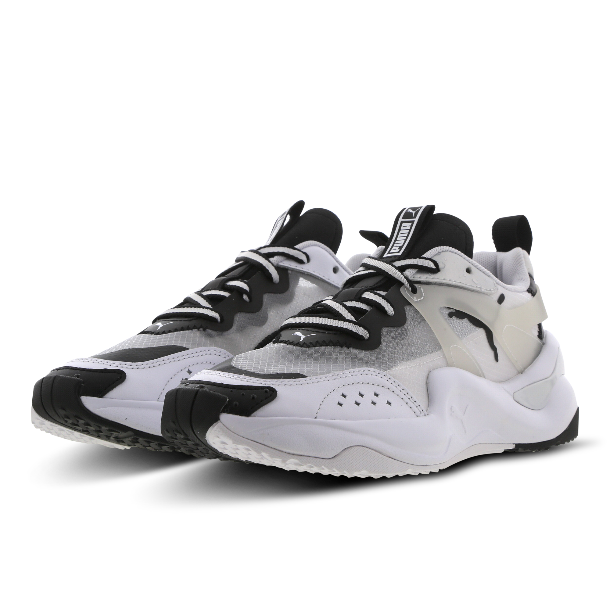 athletic women shoes