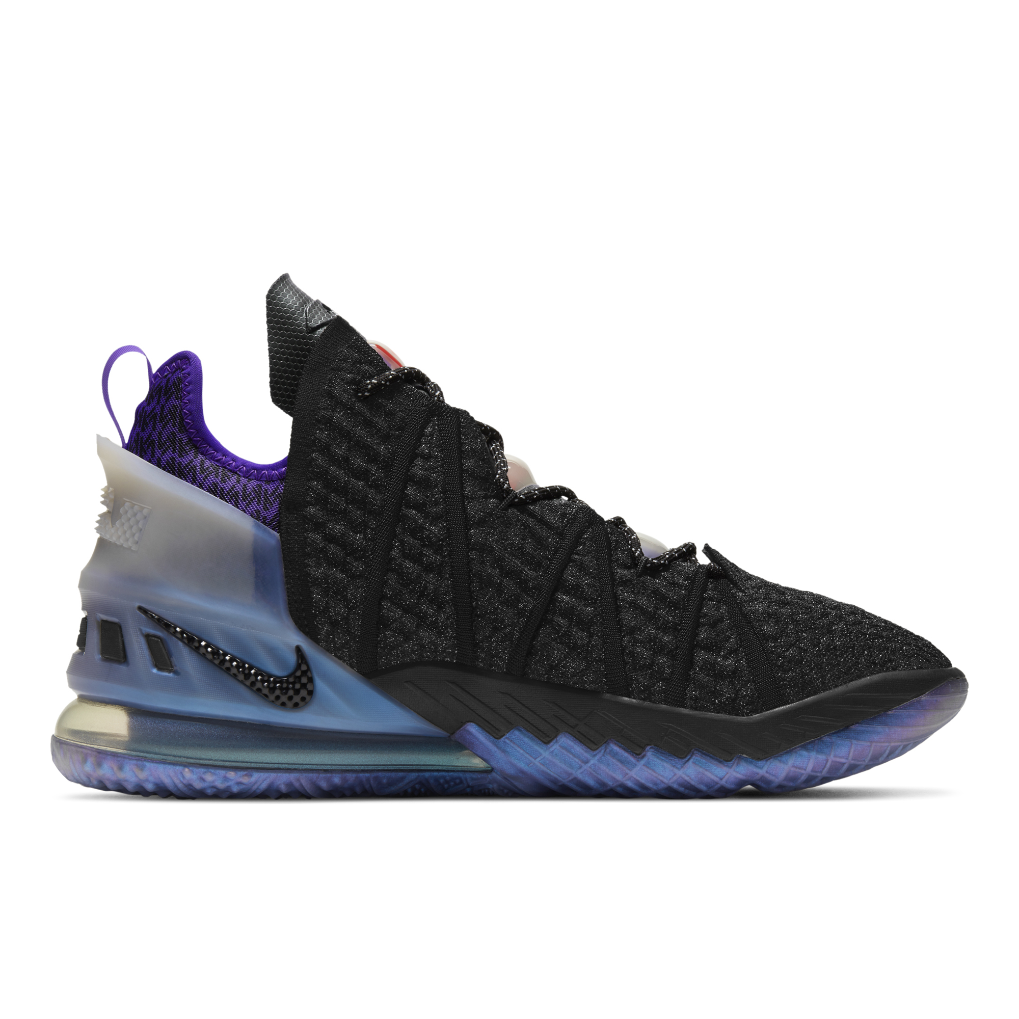footlocker lebron 18
