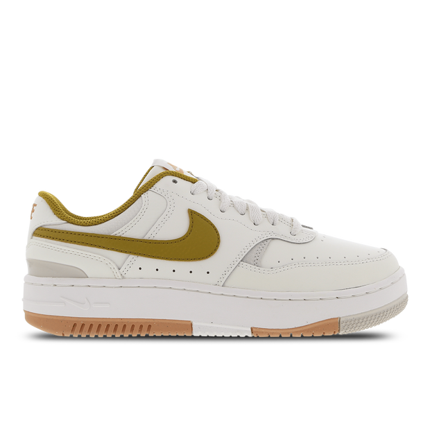 Nike Gamma Force damessneaker wit