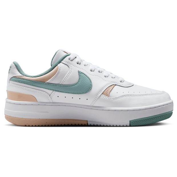 Nike Gamma Force damessneaker wit