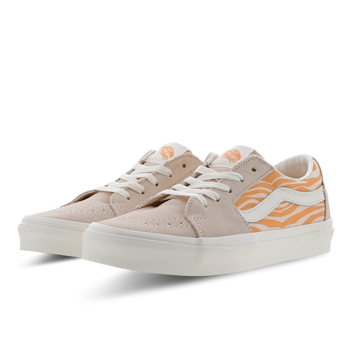 Platform vans footlocker best sale
