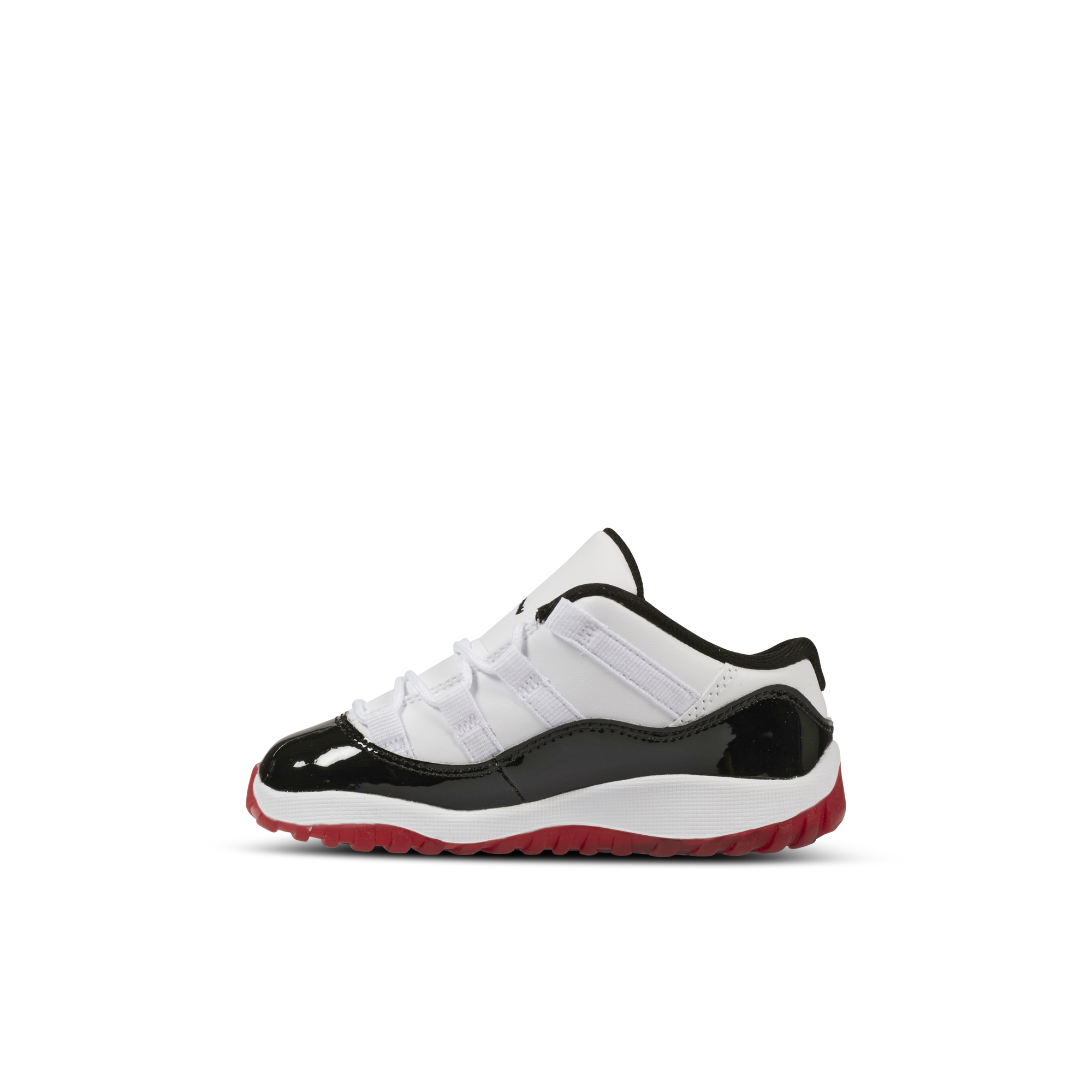 Jordan 11 Retro Low @ Footlocker