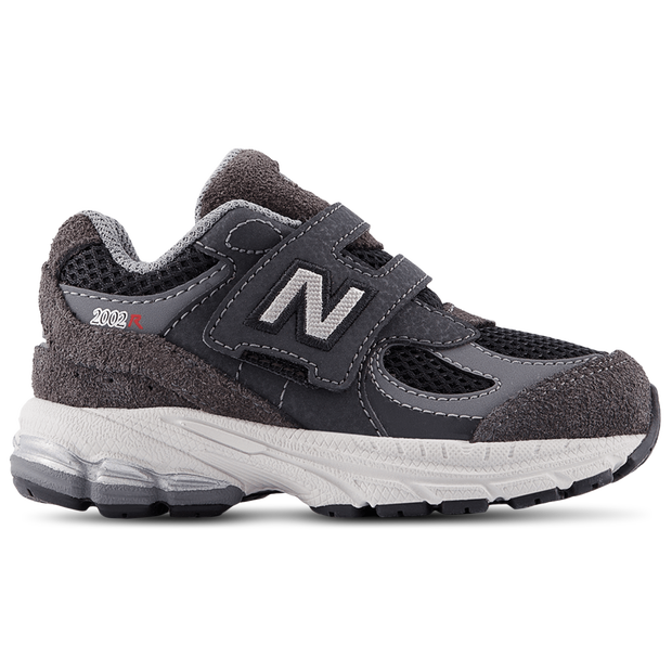 New Balance 2002 Hook & Loop Unisex Shoes - Black - Size: 5.5 - Leather - Foot Locker - IV2002RA