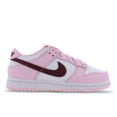 Nike Dunk Low @ Footlocker