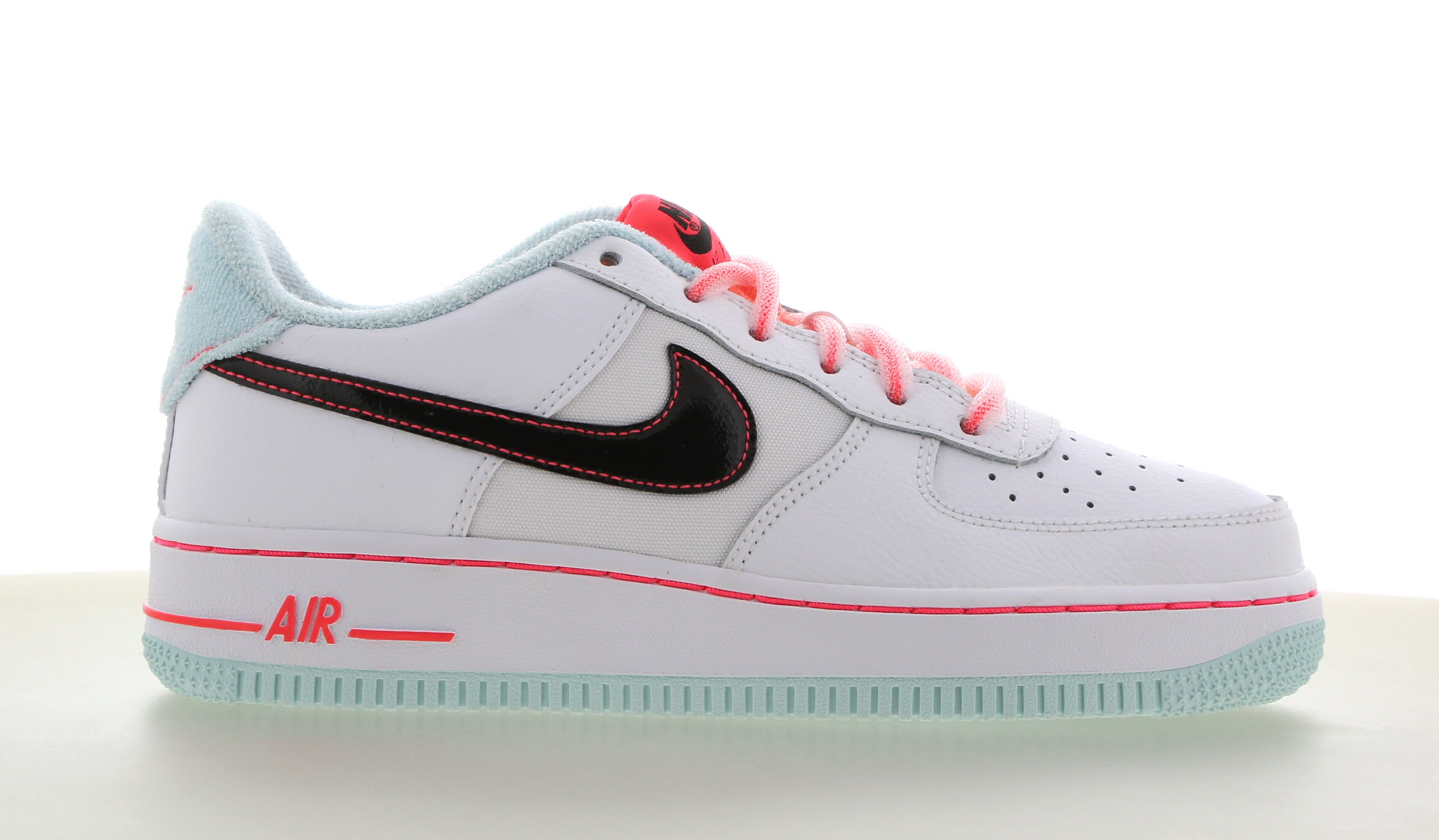 airforces footlocker