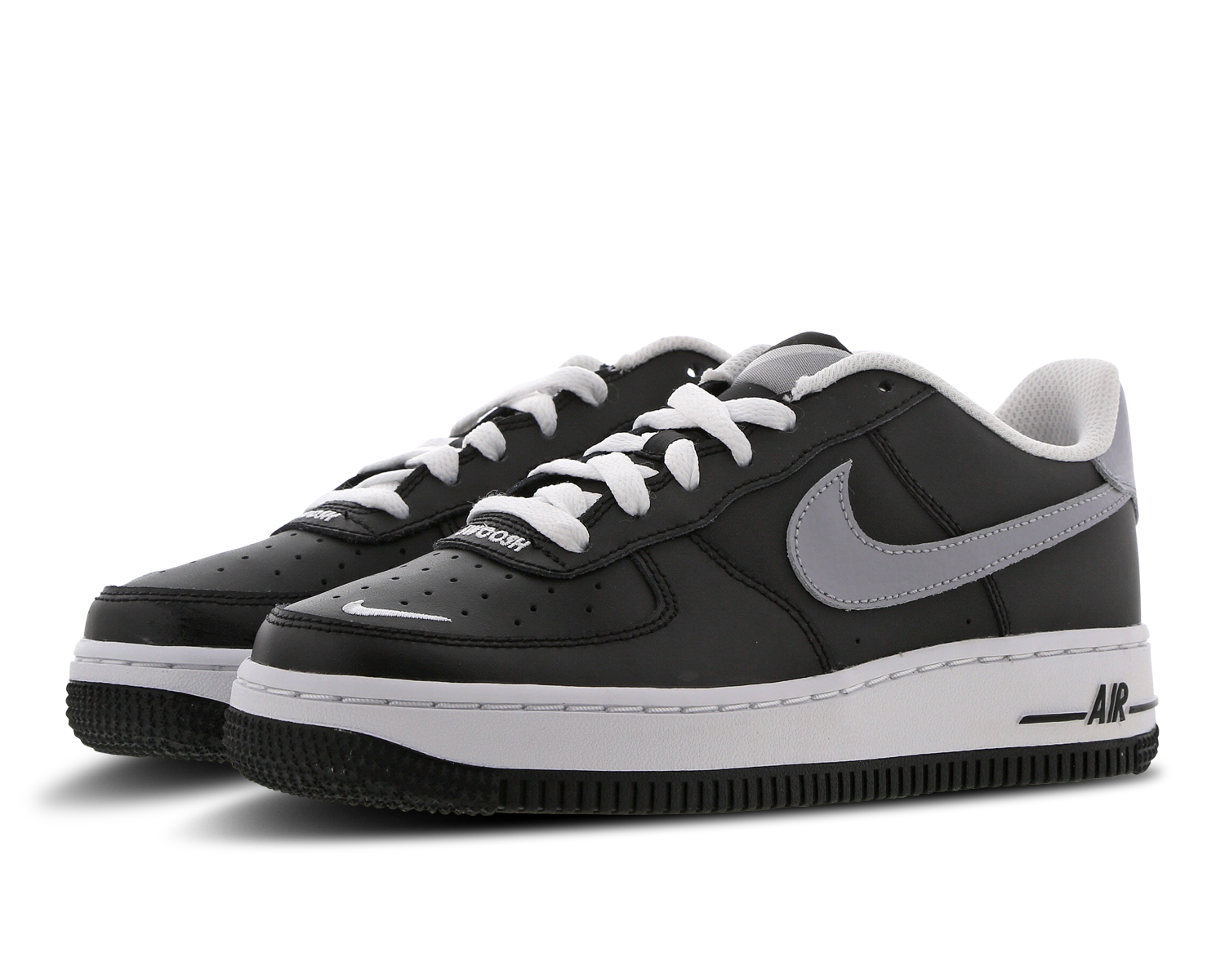 nike sb p rod trainers in black with mini swoosh
