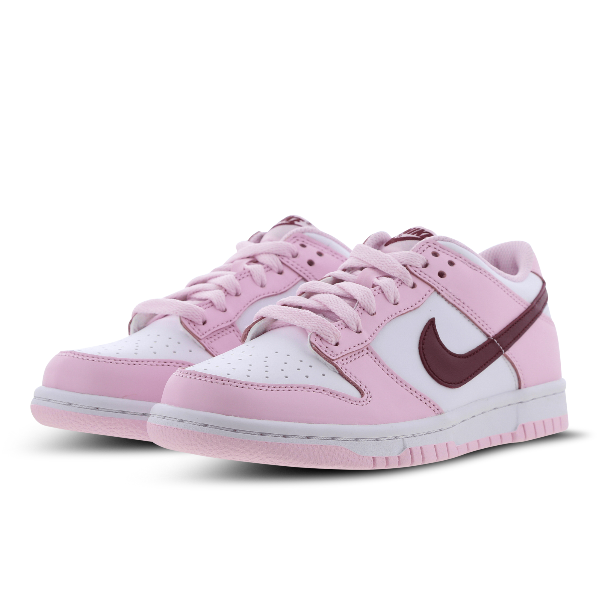 dunk low black footlocker