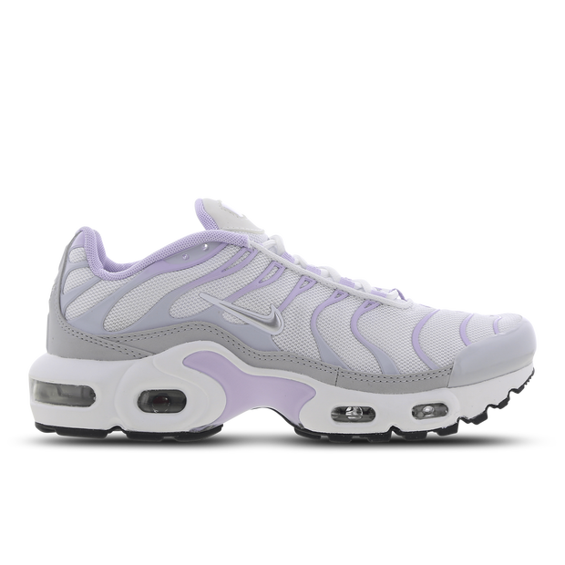 Nike Air Max Plus Older Kids' Shoe - White - CD0609-108