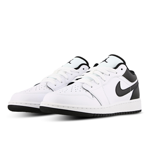 Jordan 1 Low Image 2 of 7. Tap to open photo gallery.