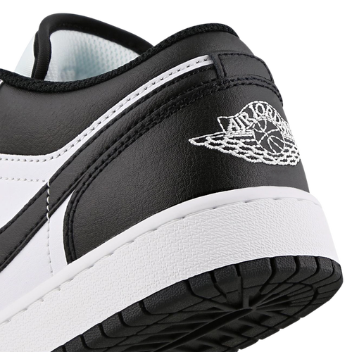 Jordan 1 Low Image 7 of 7. Tap to open photo gallery.