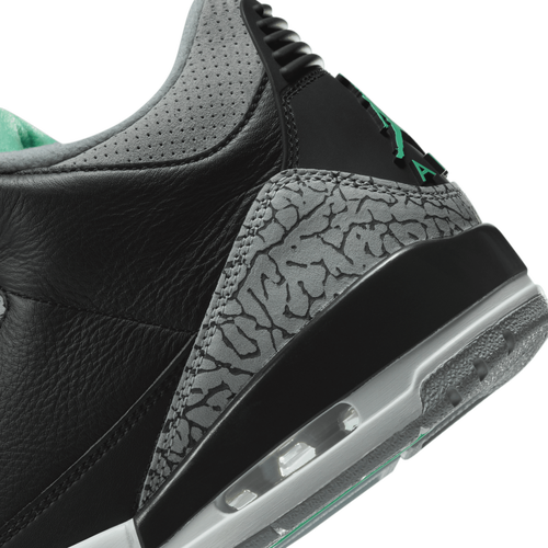 Black jordan 3s deals