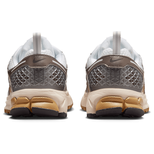 Nike Zoom Vomero 5 - Image 6 of 6 Enlarged Image