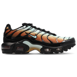 Black-Igloo-Monarch