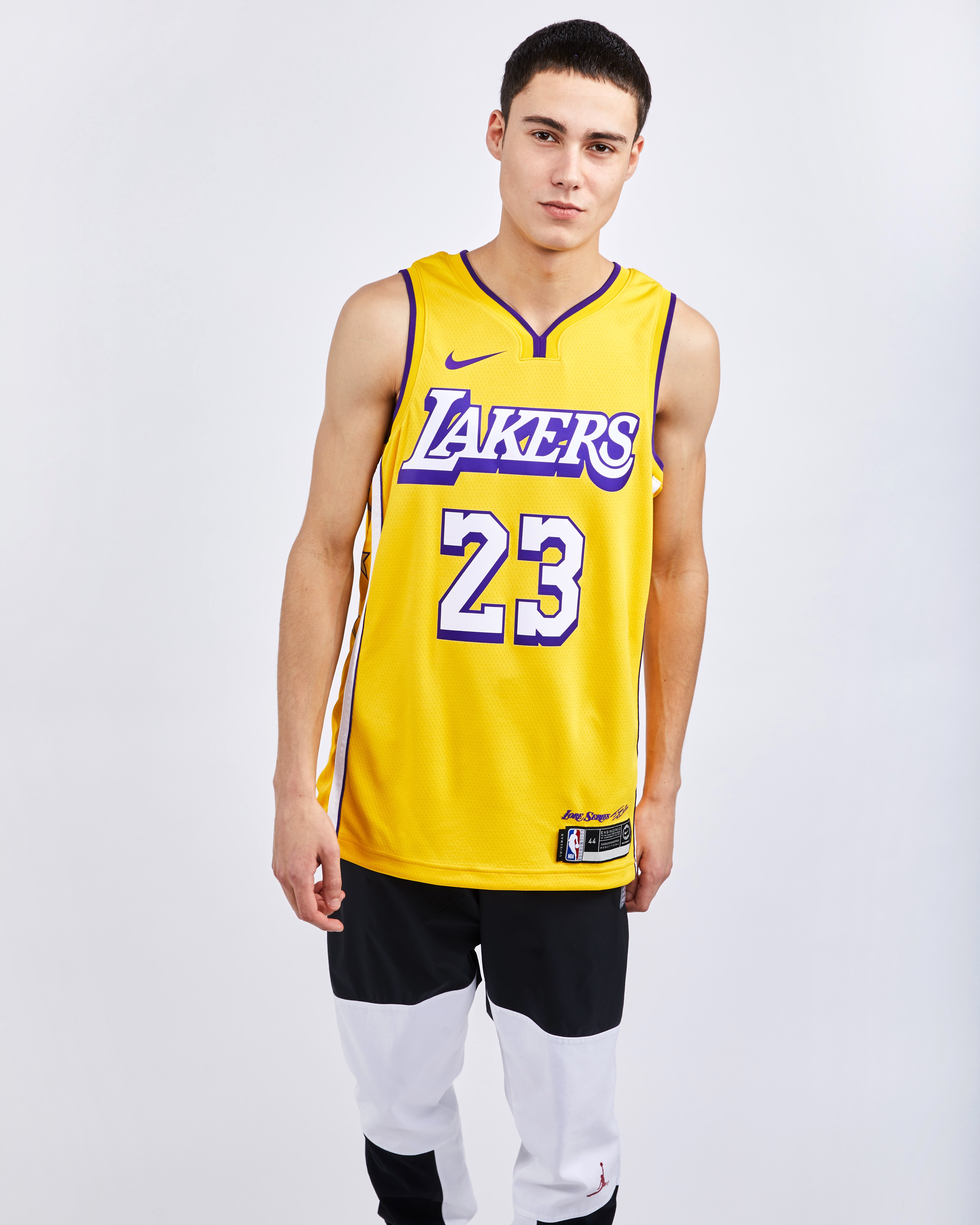 lakers jersey foot locker