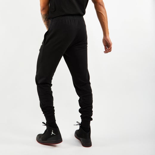 New Era NBA Foil Logo Jogger Cuffed für nur 35,99€ inkl. Versand statt 64,99€