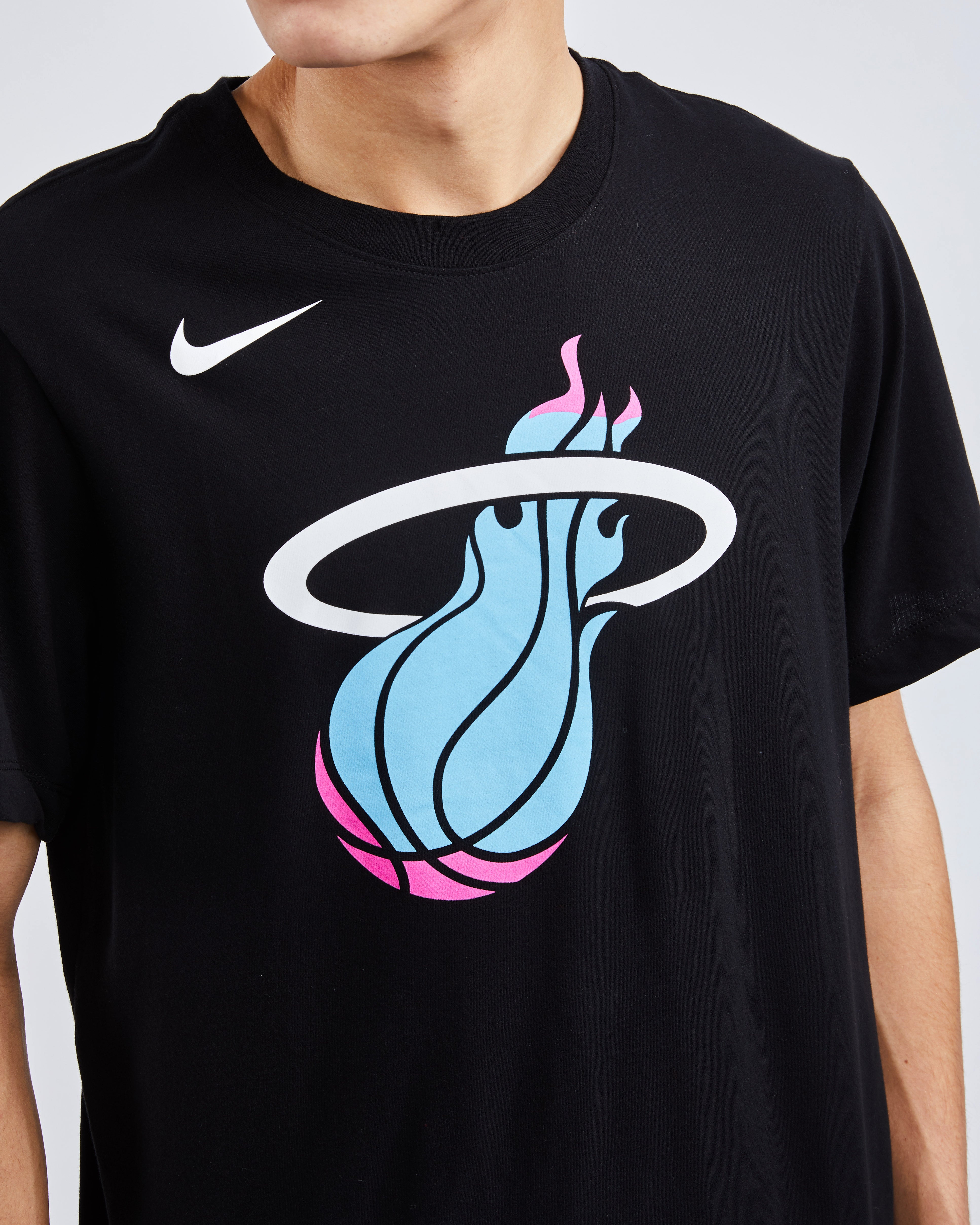 nike tee nba