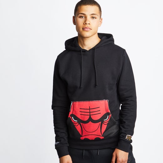 Mitchell & Ness Bull Hoodie für nur 39,99€ inkl. Versand statt 84,99€