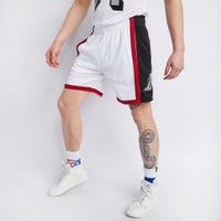 Mitchell and ness lakers swingman clearance shorts