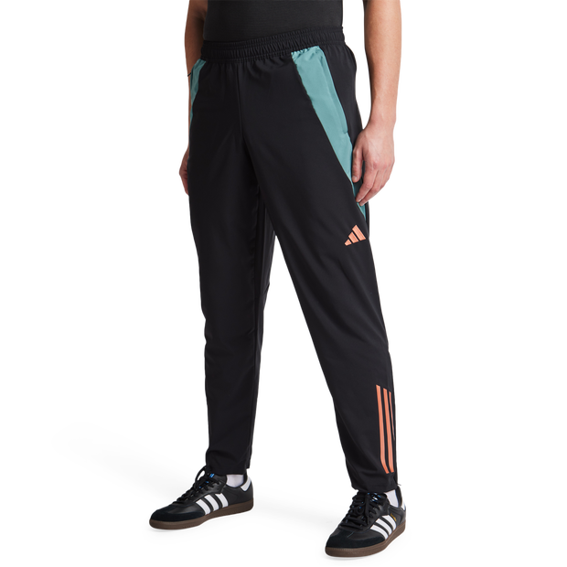 Image of Adidas Fc Bayern Munchen male Pantaloni - Nero - Poly Woven - Foot Locker035