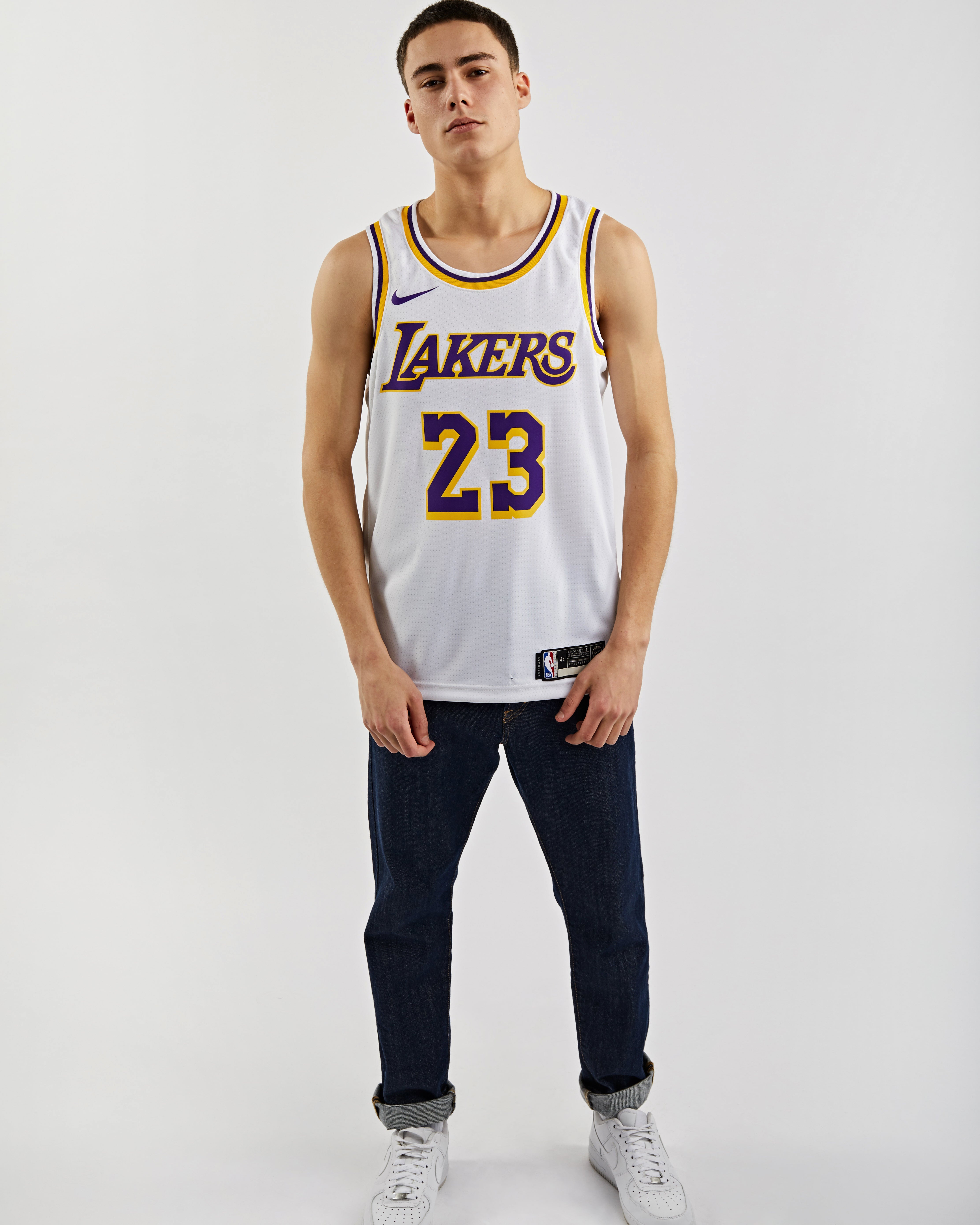lebron james lakers jersey foot locker