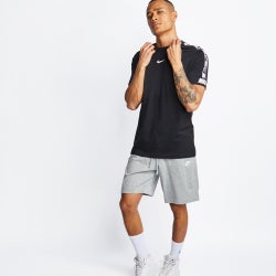 Uomo T-Shirts - Nike Repeat Shortsleeve - Black-White