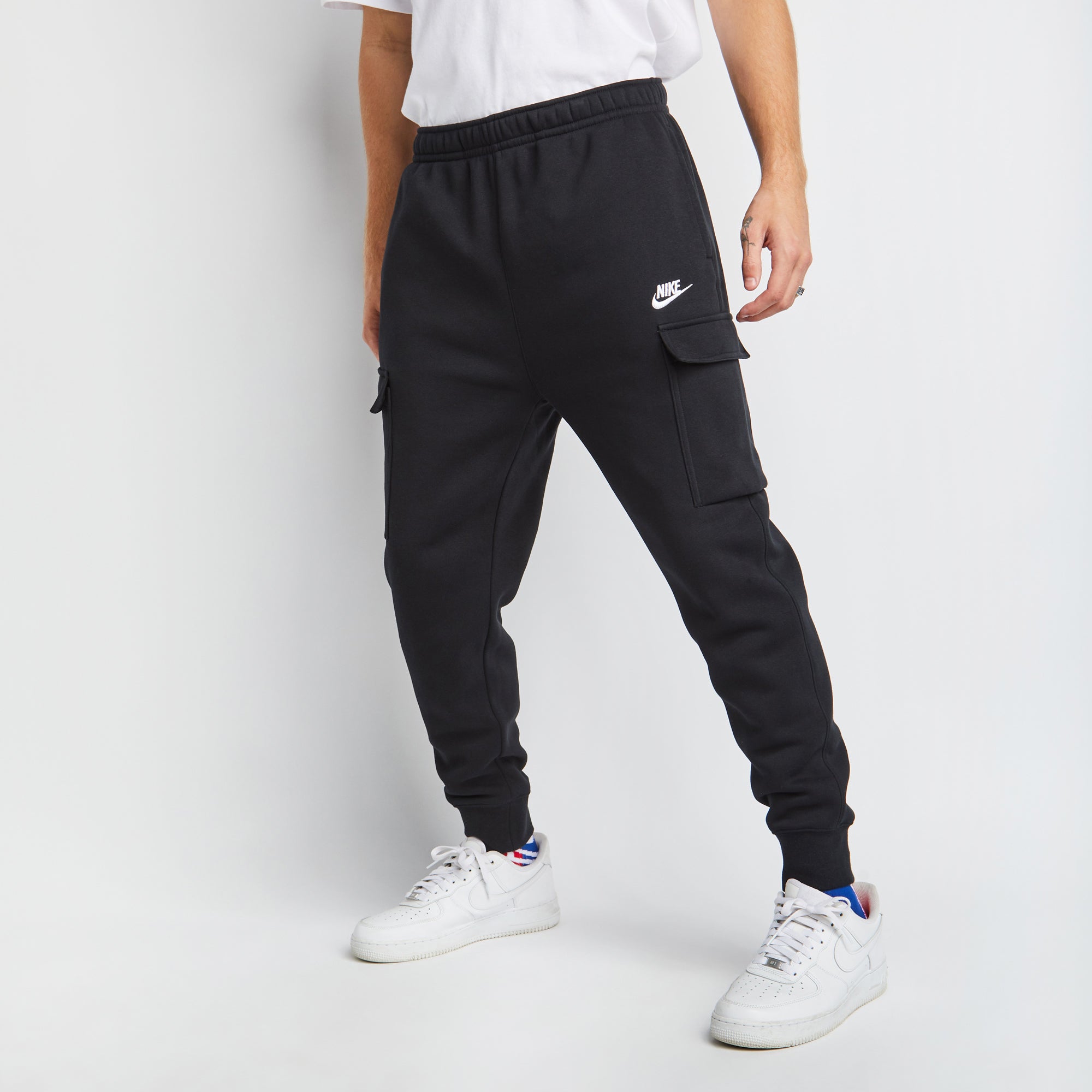 nike club cargo jog pant