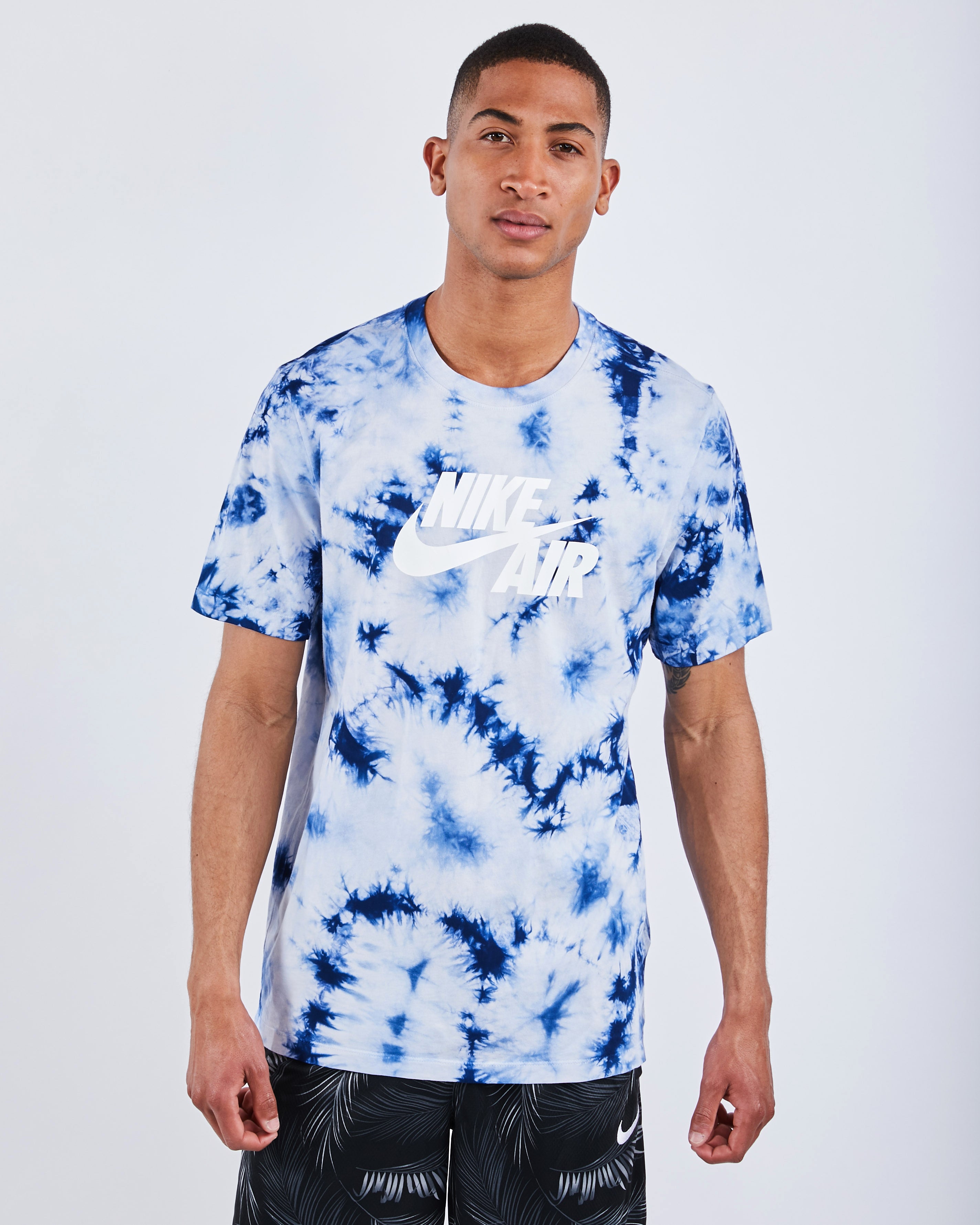 air jordan 1 tie dye footlocker