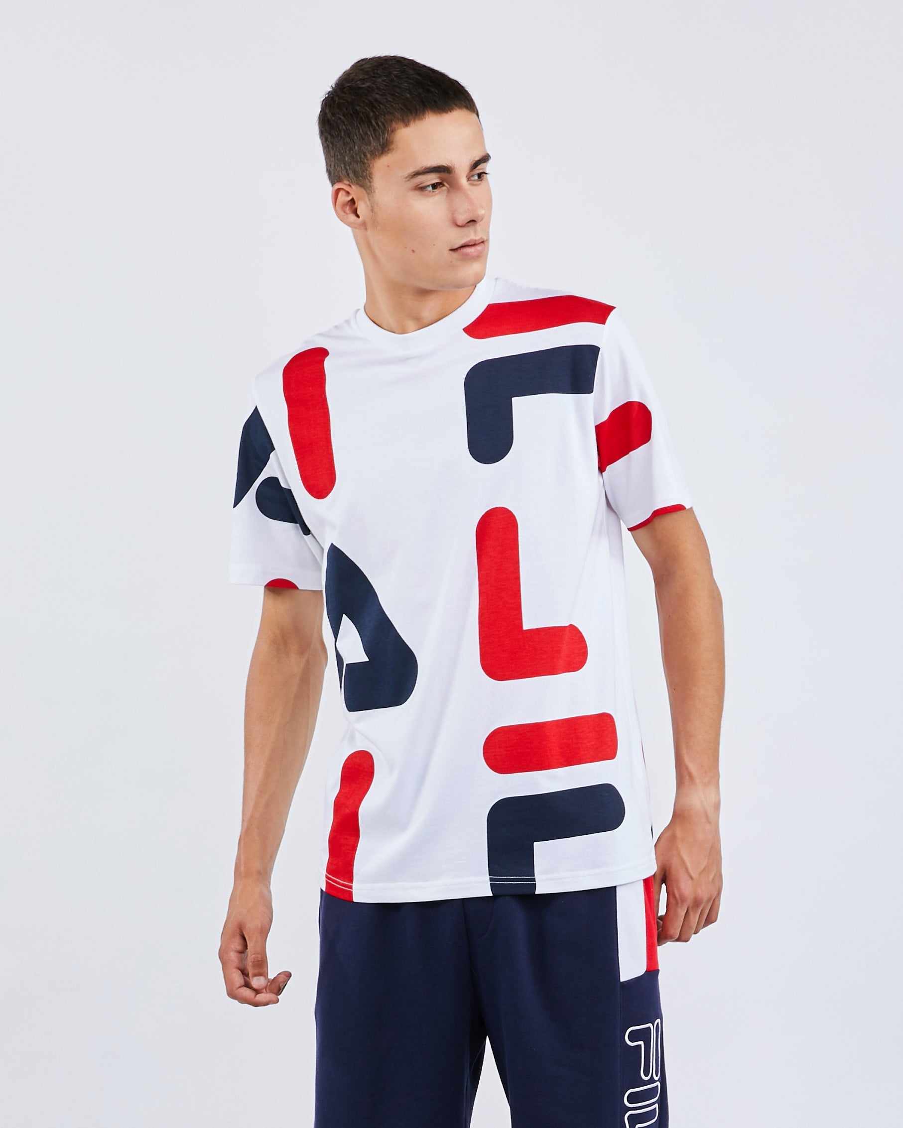 fila t shirt foot locker