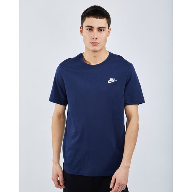 Image of Nike Club Shortsleeve Tee male Magliette - Blu - Foot Locker035