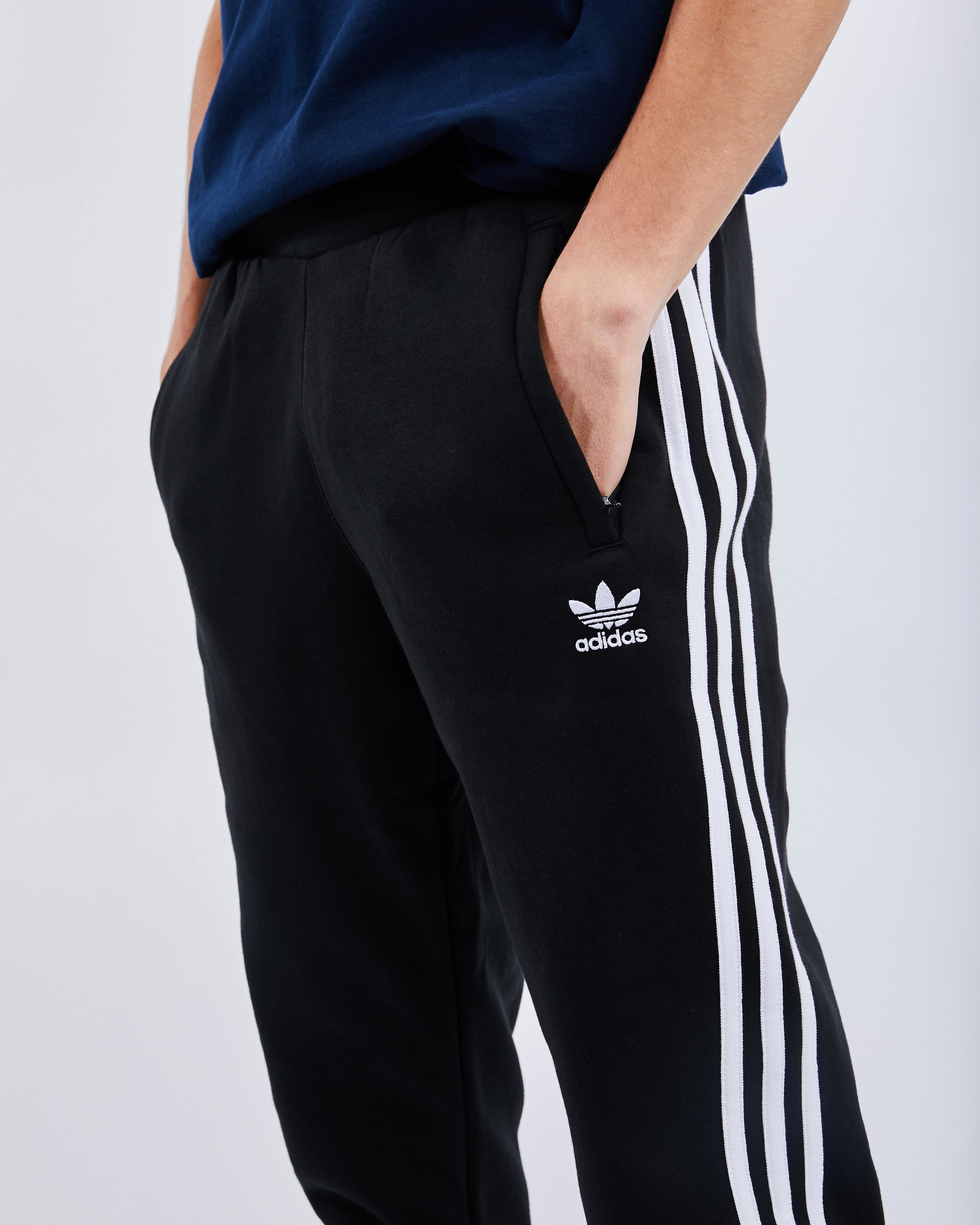 jogging adidas trefoil