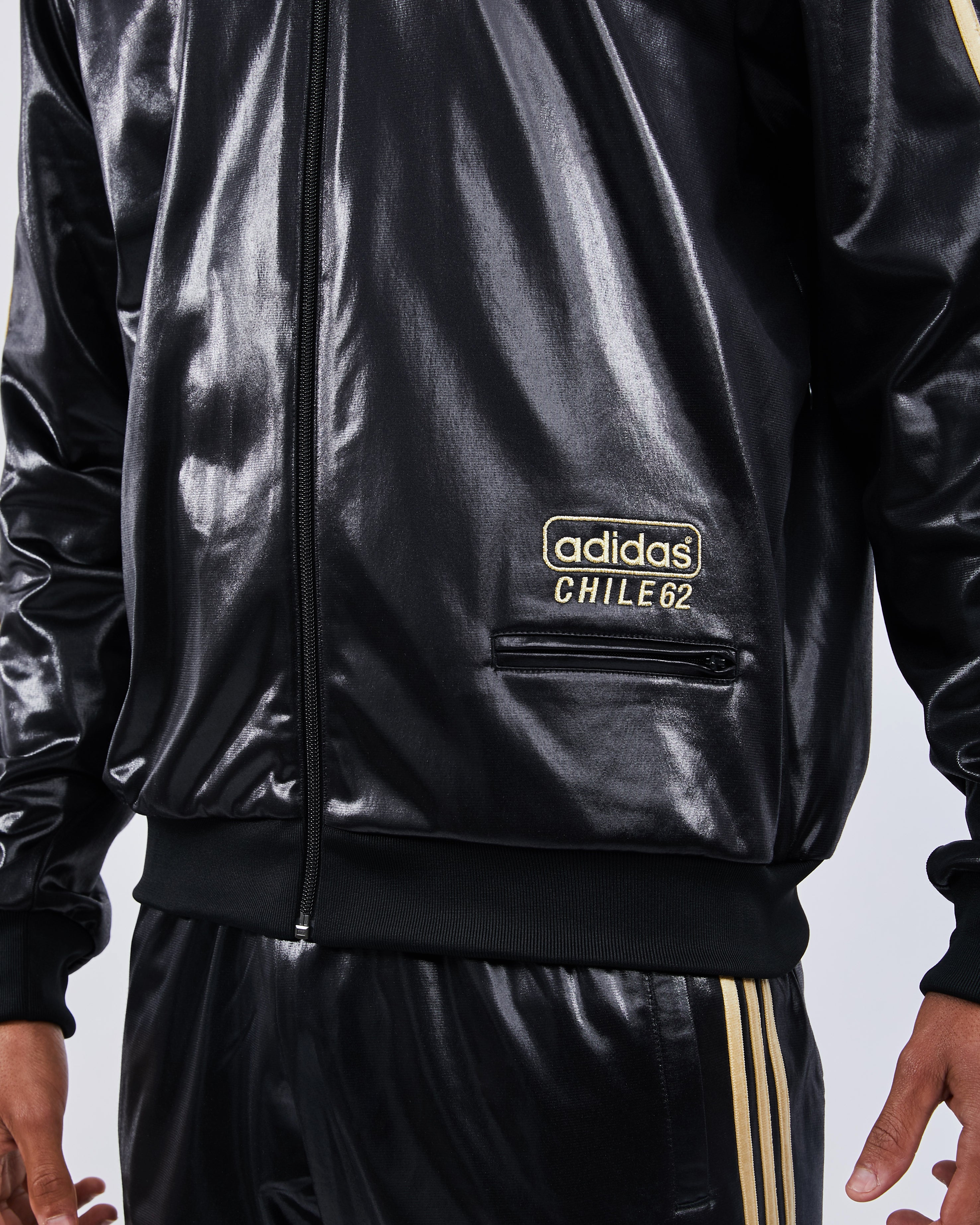 adidas chile 62 jacke footlocker