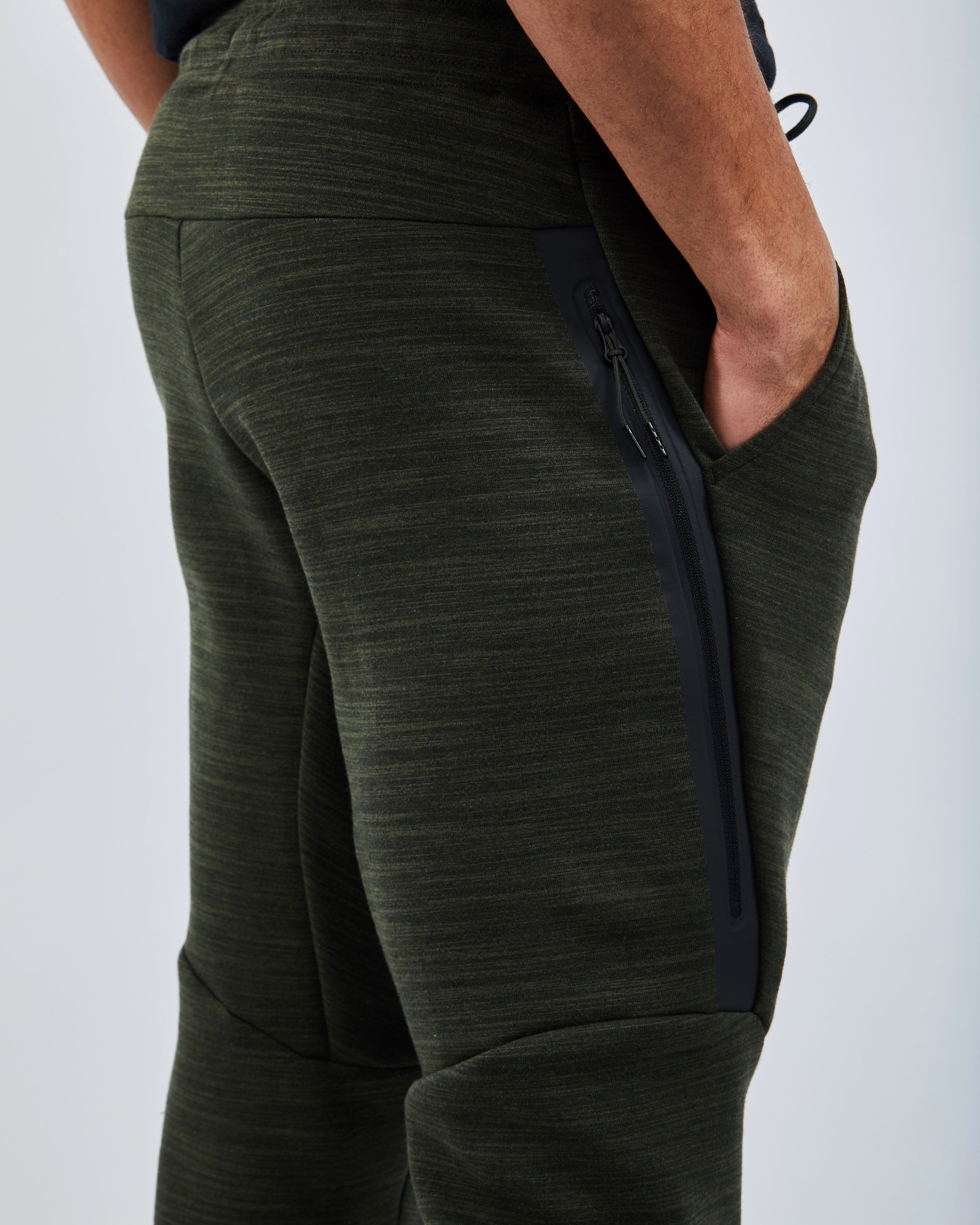 nike tech fleece elongated