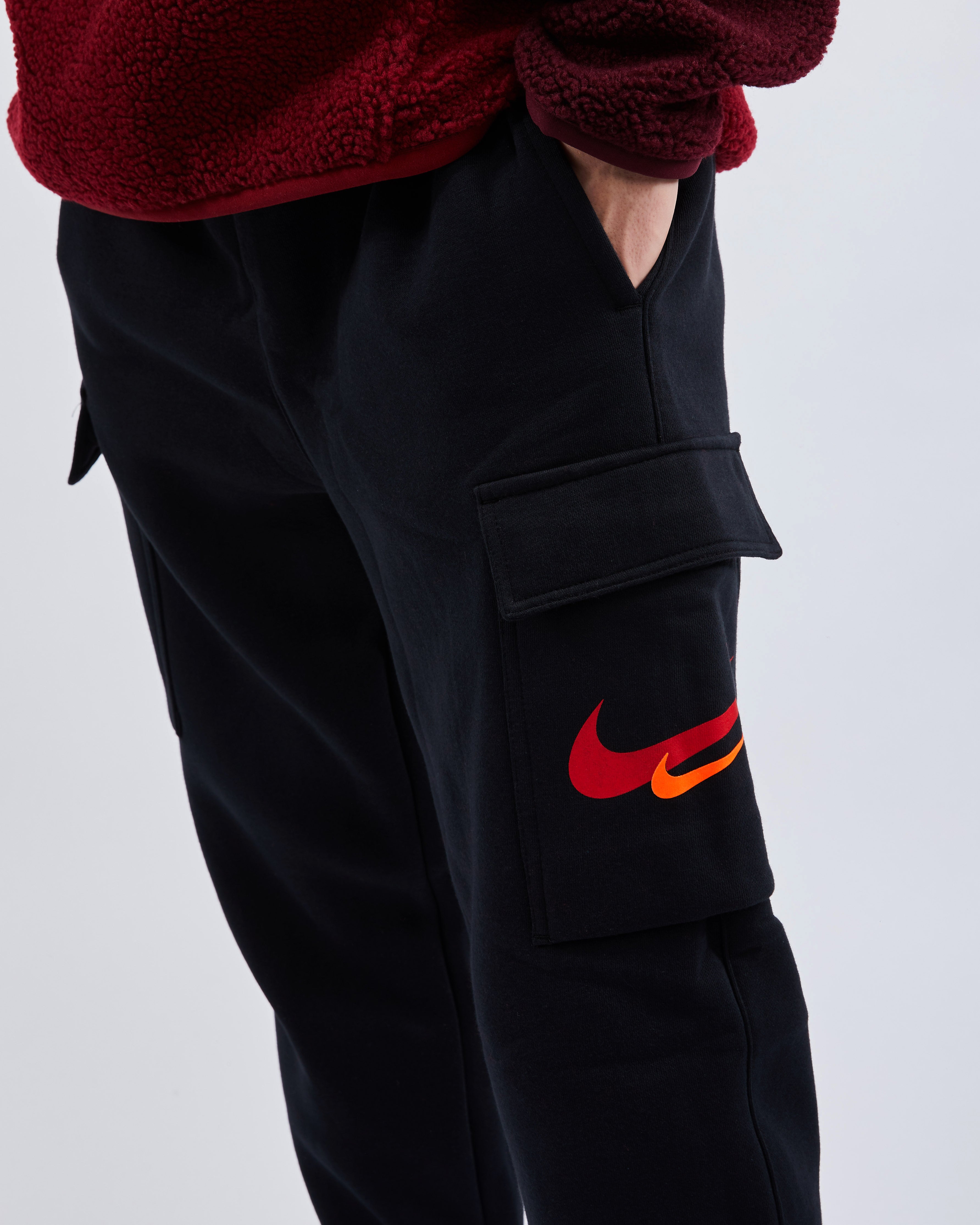 nike double swoosh cargo jog pant