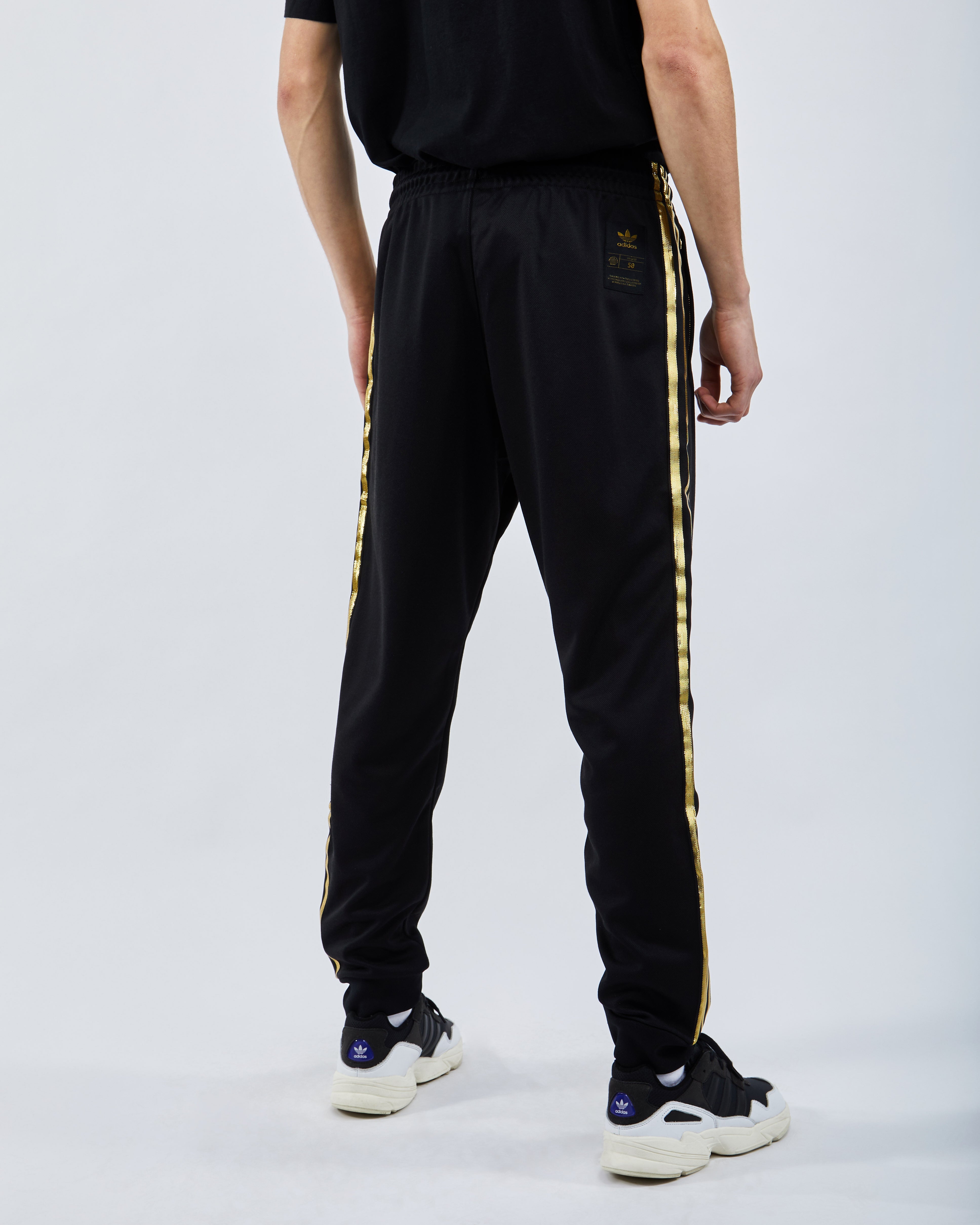 pantaloni adidas superstar