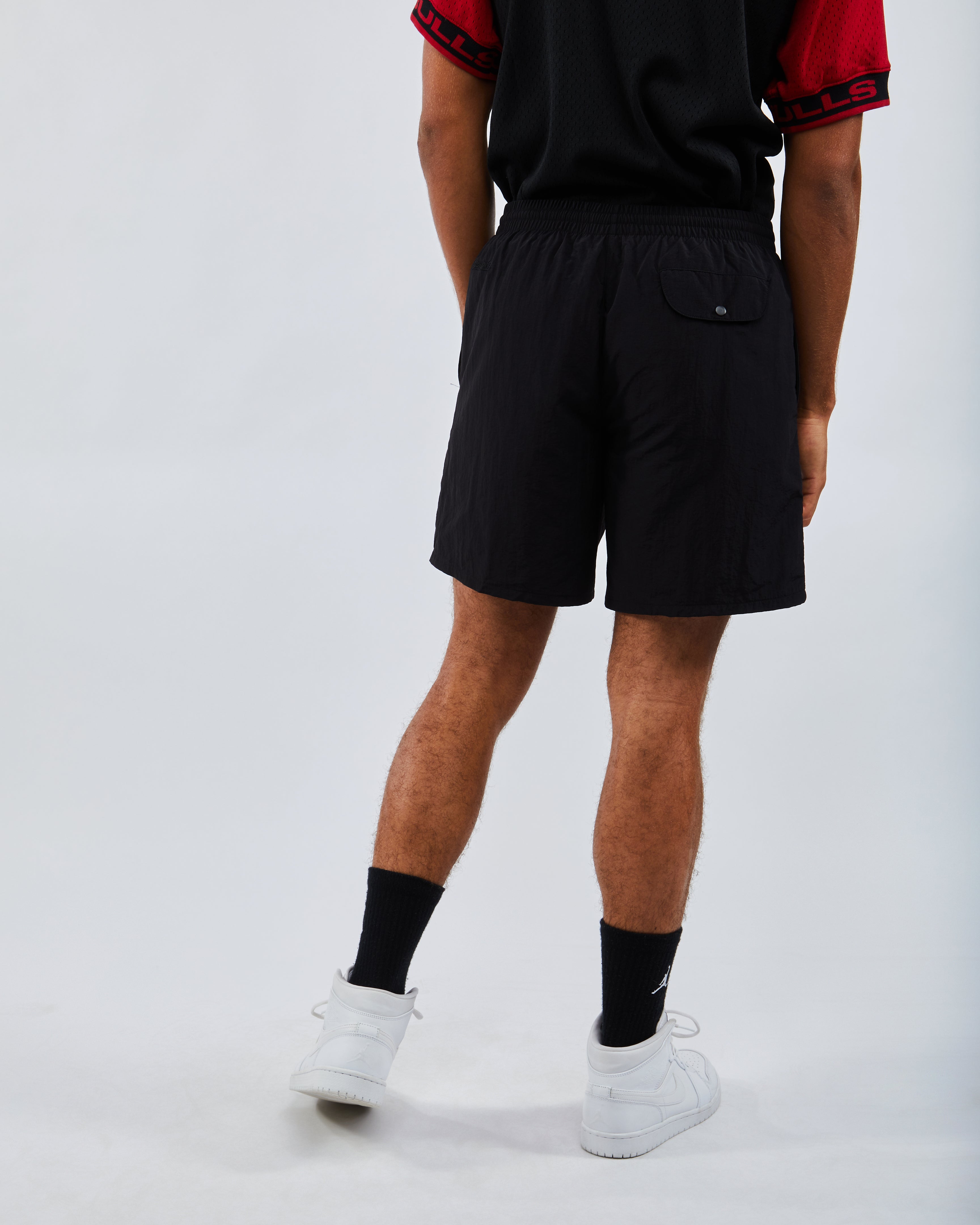 chicago bulls shorts foot locker