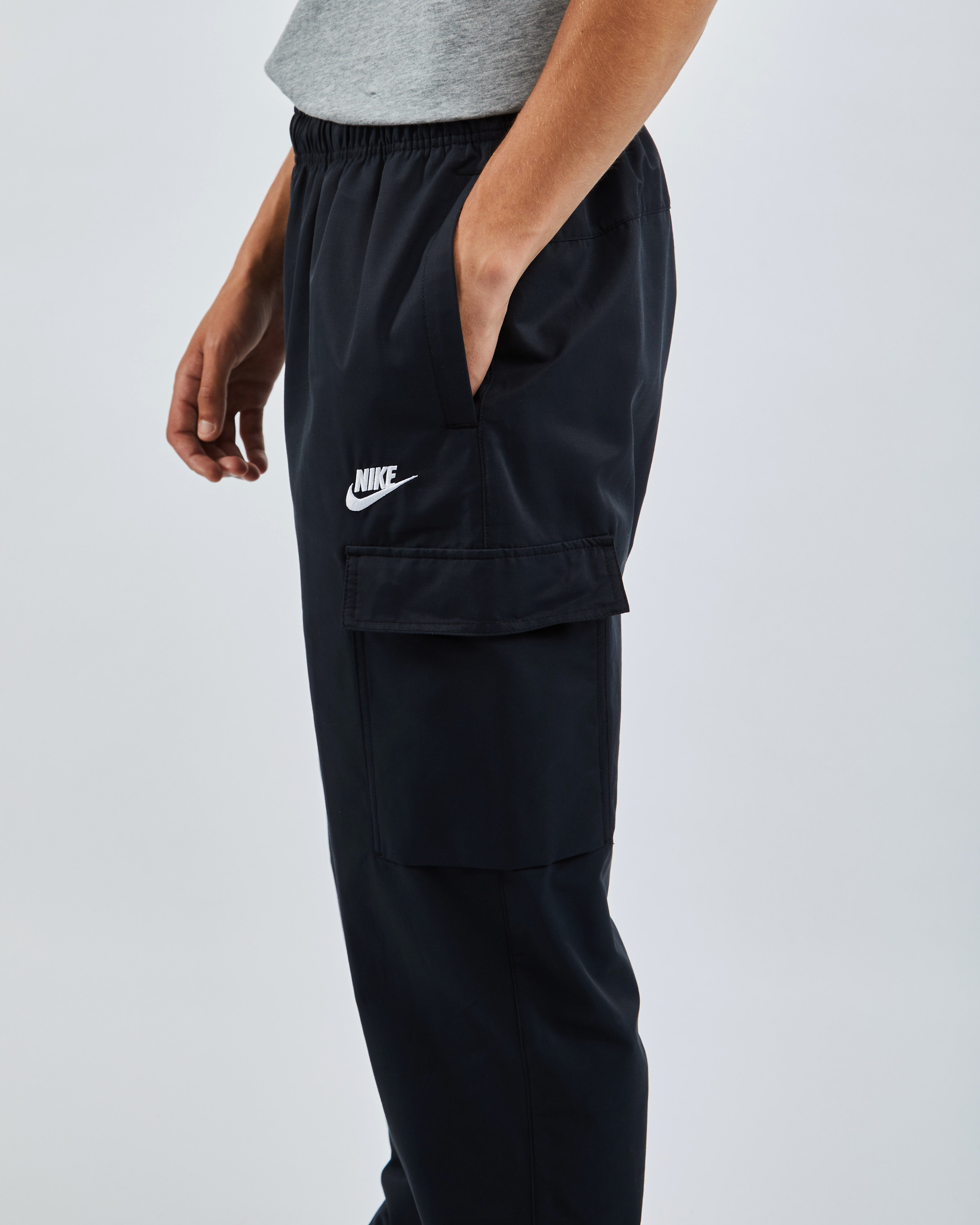 nike cargo pants foot locker