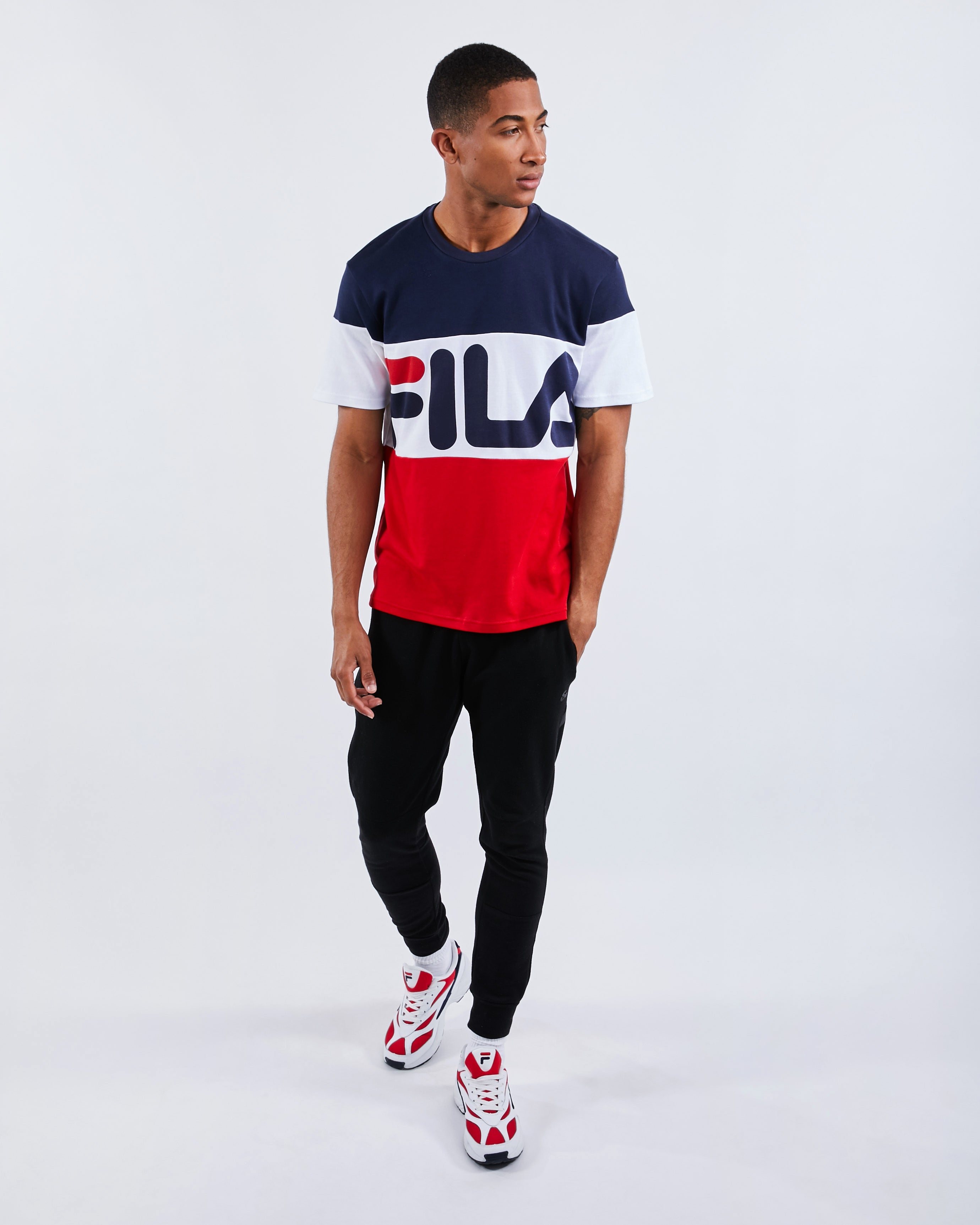 fila t shirt foot locker