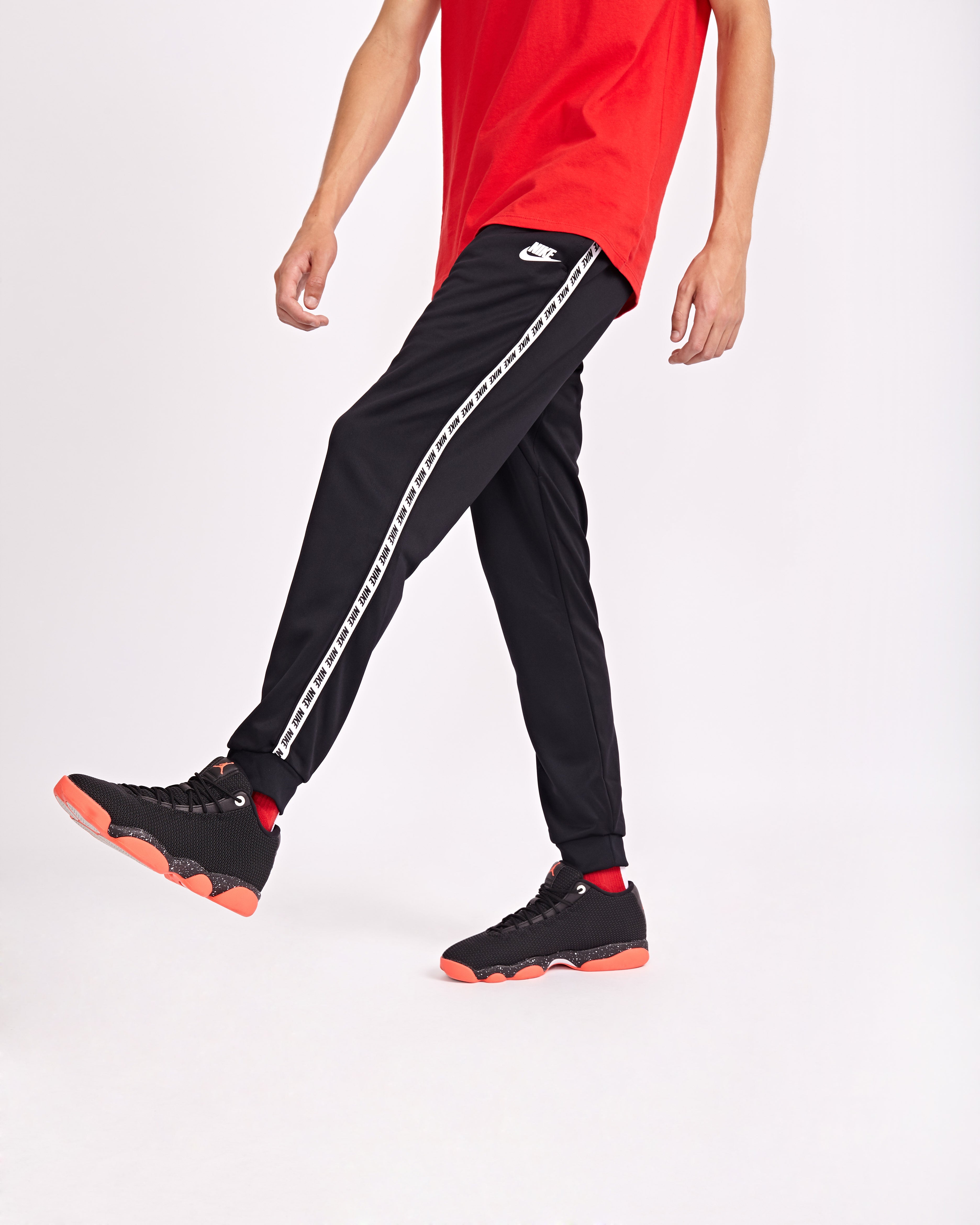 nike sweats footlocker