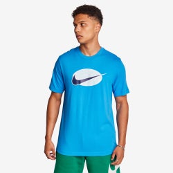 Hombre T-Shirts - Nike Swoosh - Lt Photo Blue-Lt Photo Blue