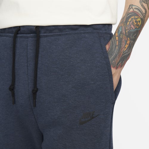 Nike tech fleece pants black sale