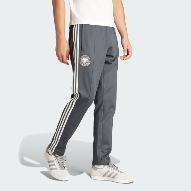 Image of Adidas Germany Beckenbauer Tracksuit male Pantaloni - Nero - Jersey di cotone - Foot Locker035