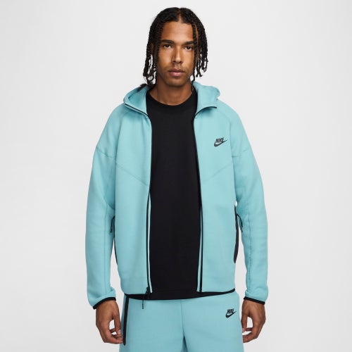 Foot locker nike fleece sale