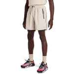 Beige-Beige