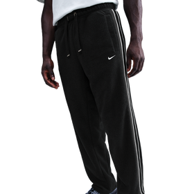 Lebron James - Men - Black / Sail