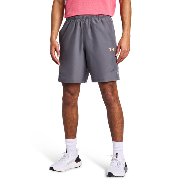 Under Armour Men Shorts - Grey - Size M - Grey