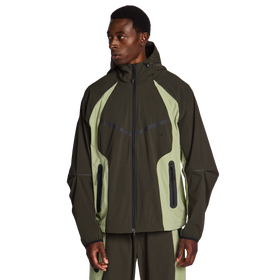 Tech Woven - Men - Sequoia / Oil Green / Black