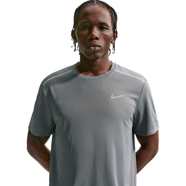 Nike Miler T-shirts Heren - Grijs - Maat S - Poly Jersey