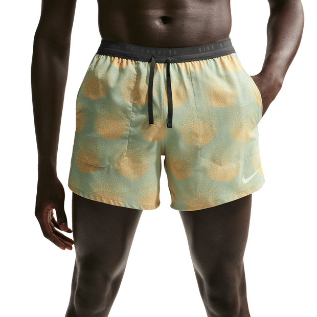 Nike Stride Korte Broeken Heren - Groen - Maat S - Poly Woven